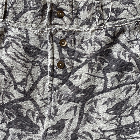 Lilka terry cloth bird print shorts - Picture 4 of 12